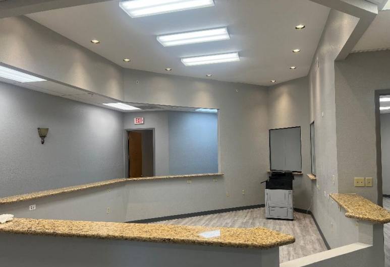 Office for Sale in Friendswood Texas 77546